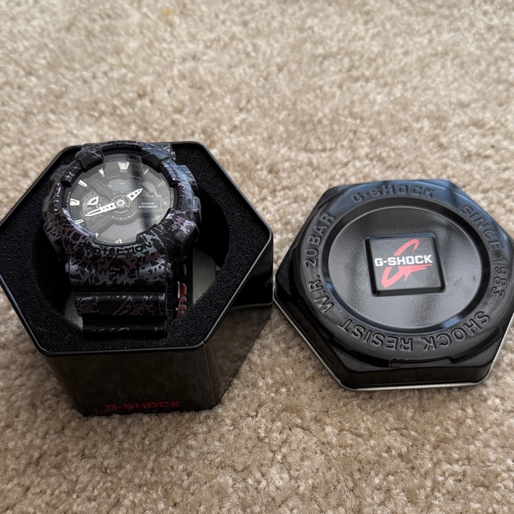 G-Shock Camouflage Black Smartwatch